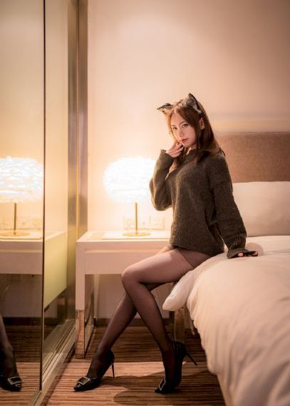 一个人的视频在线免费观看_完整无删减版