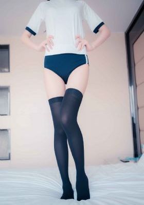 《漂亮的女邻居》hd_BD英语免费在线观看