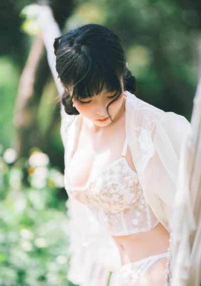少妇白嫩3p视频一区二区_BD在线观看高清